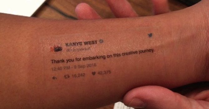 Zrób sobie zmywalny tatuaż z tweetami Kanyego Westa