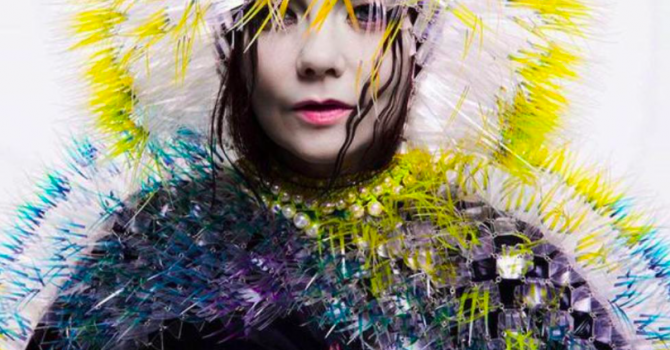 To ostatnia szansa, by dotknąć Björk i wyruszyć z nią w kosmos!