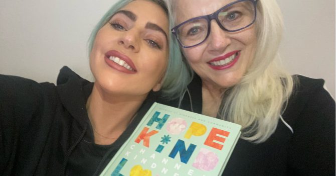 Lady Gaga wydała książkę