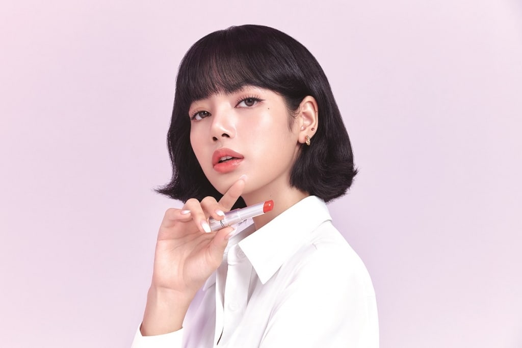 Lisa z BLACKPINK globalną ambasadorką MAC Cosmetics - Rytmy.pl