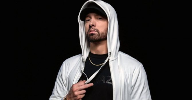 Eminem dissuje szefa Facebooka?