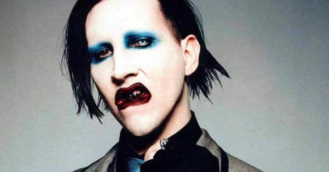 Marilyn Manson odpowiada na oskarżenia o molestowanie. Artysta dementuje plotki, a do sprawy włącza się FBI