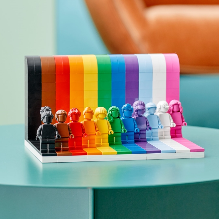 Lego tęczowy zestaw LGBT Każdy jest wspaniały