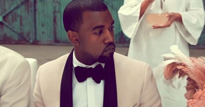 Kanye West i jego żona z zakazem pływania weneckimi gondolami po pokazaniu pośladków przez rapera