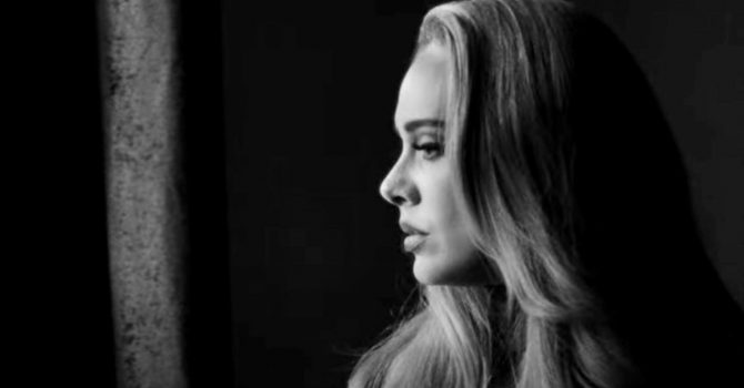 Adele zaśpiewa przedpremierowo piosenki z albumu “30” i udzieli wywiadu Oprah Winfrey