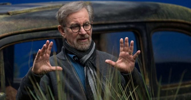 Steven Spielberg próbuje nowych rzeczy. Reżyser stworzył teledysk po raz pierwszy w karierze