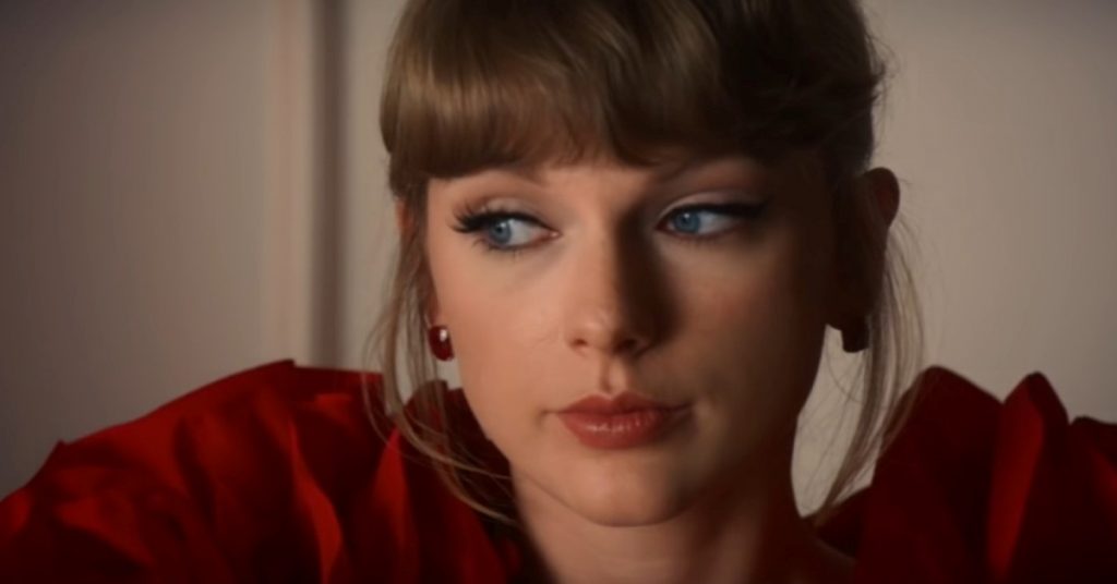 Taylor Swift prezentuje wizualny album „Midnights”, a także teledysk do singla „Anti-Hero”