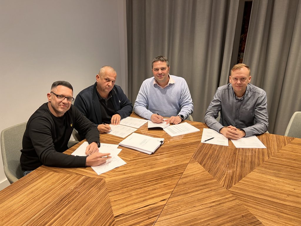 Warner Music Poland i Grupa STEP partnerami biznesowymi