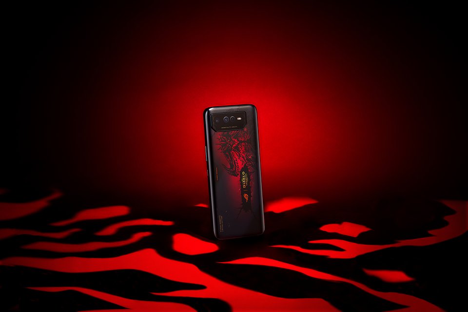 ROG Phone 6 Diablo® Immortal Edition