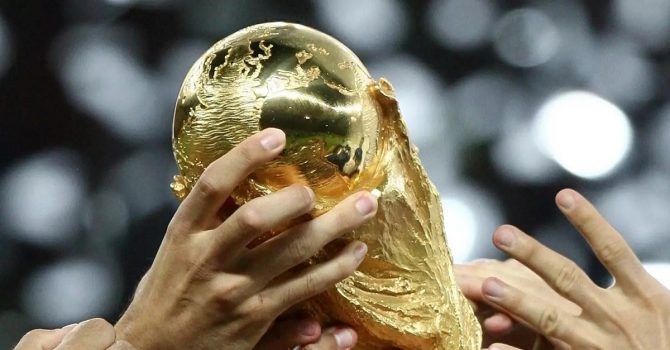 Puchar Mistrzostw Świata z najpopularniejszego zdjęcia w historii Instagrama okazał się repliką