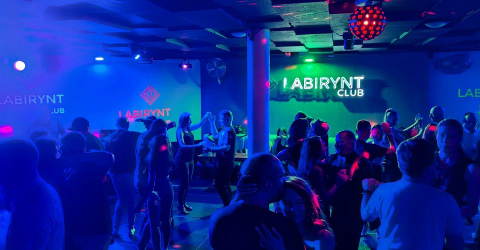 Latynoska Wiksa w Labiryncie vol5!