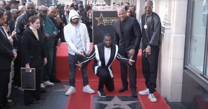 Dr. Dre trafił do Alei Gwiazd. Świętowali z nim Eminem, Snoop Dogg i 50 Cent