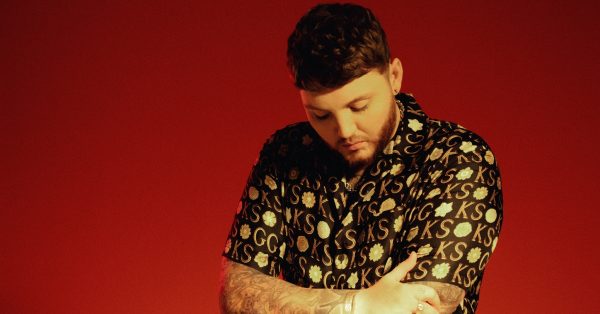 James Arthur zapowiada nowy album emocjonalnym singlem “Emily”