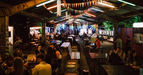 Nocny Market startuje, czyli streetfood i klimat w jednym miejscu