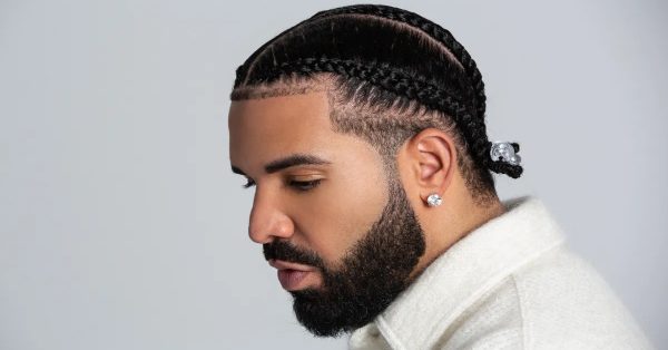 Drake odpowiada na zarzuty w sprawie 14-minutowych lotów