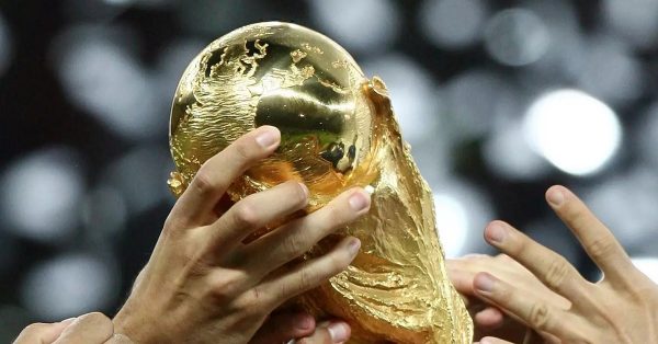 Puchar Mistrzostw Świata z najpopularniejszego zdjęcia w historii Instagrama okazał się repliką