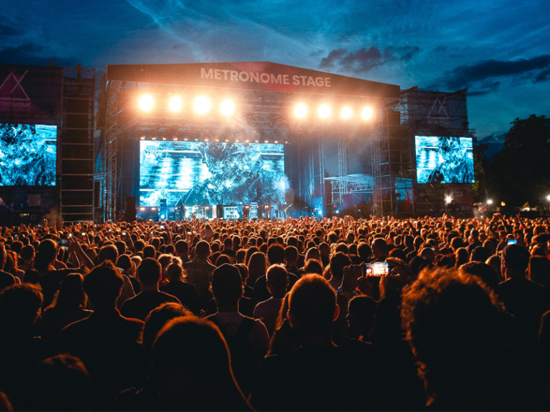 Czesi przenoszą czerwcowy festiwal z Underworld, Skeptą i Beckiem
