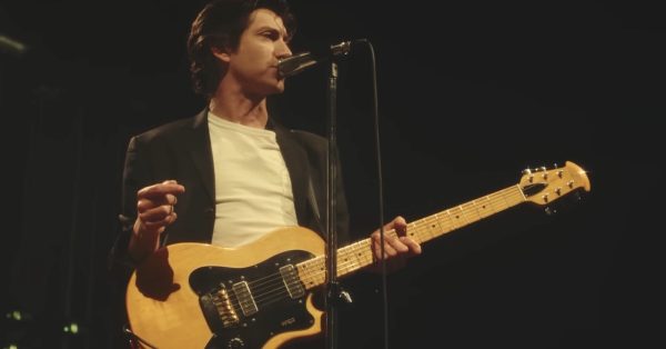 Nie wiecie, czy jechać na Arctic Monkeys? Zespół pomoże Wam w decyzji – ich koncert pojawił się w sieci