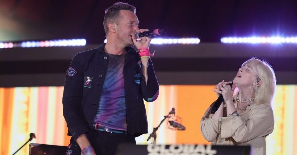Billie Eilish i Finneas zaśpiewali z Coldplay na scenie festiwalu Global Citizen Live