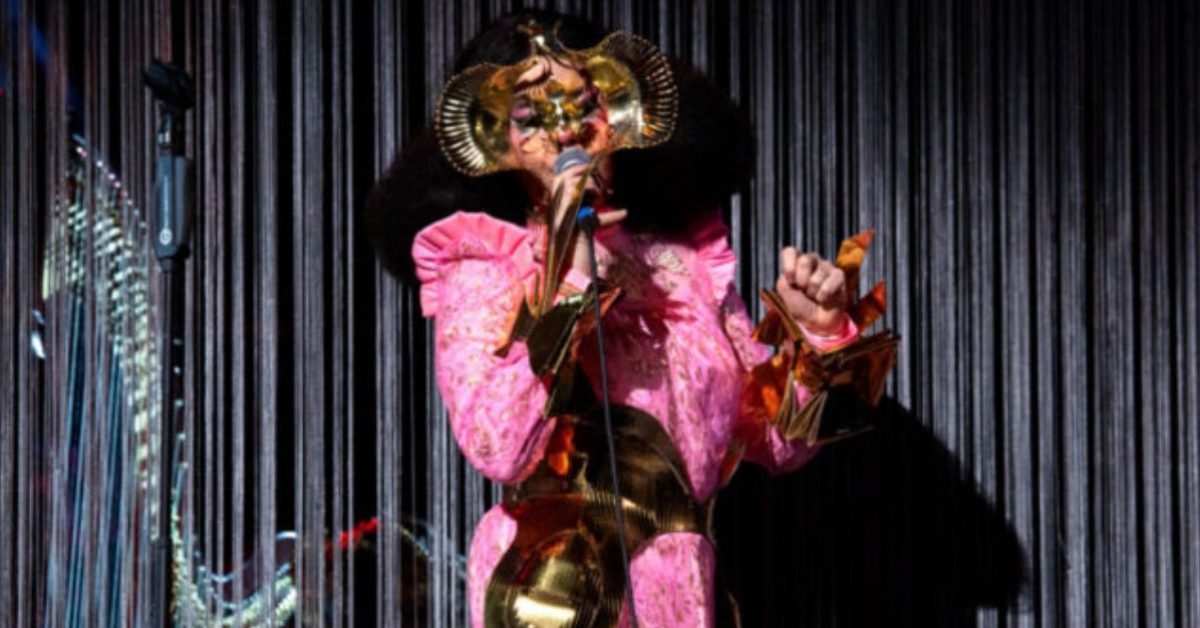 Björk zapowiada płytę na lato 2022
