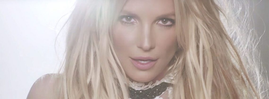 Polacy piszą bardzo dziwne komentarze na fejsie Britney Spears