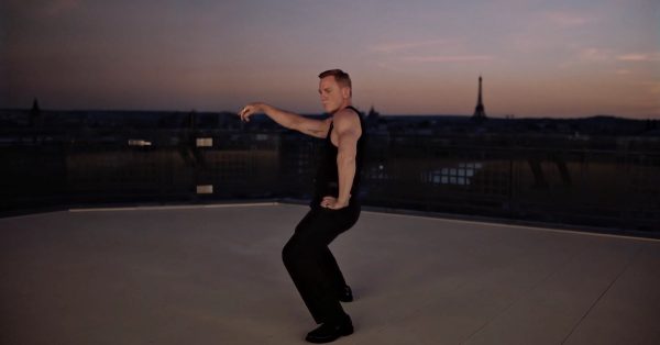 Daniel Craig tańczy w reklamie polskiej marki. Za kamerą Taika Waititi