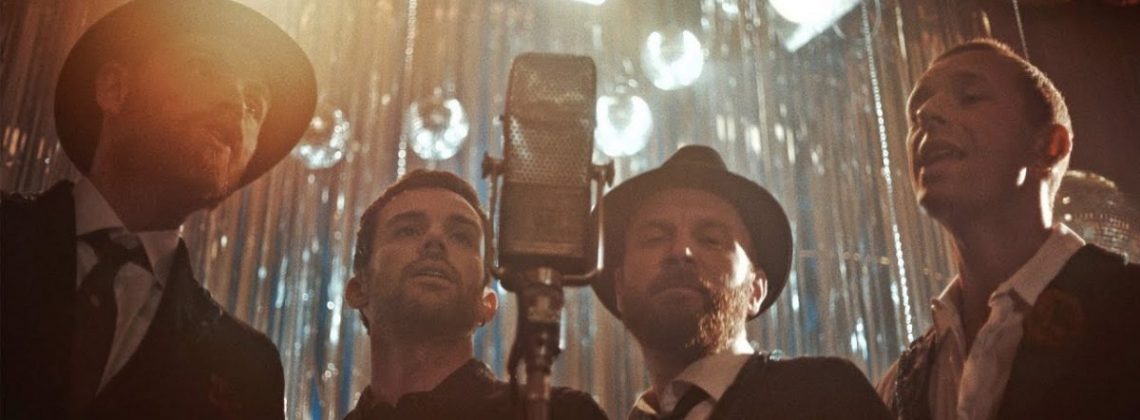 Coldplay prezentuje wyjątkowy teledysk do utworu “Cry Cry Cry”