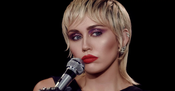Miley Cyrus szykuje utwory z Justinem Biebierem i Markiem Ronsonem