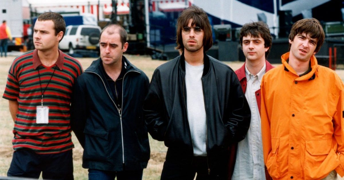 Liam i Noel Gallagher wyprodukują dokument o koncertach Oasis sprzed 25 lat