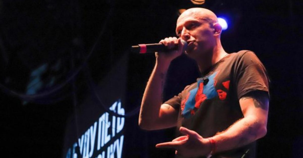 Rosyjski raper Oxxxymiron zebrał prawie 300 tys. zł na walkę z wojną w Ukrainie