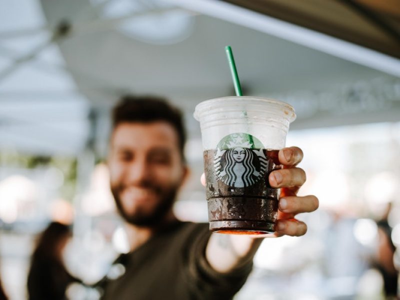 Powstał eco-friendly Starbucks zbudowany z… kontenerów!
