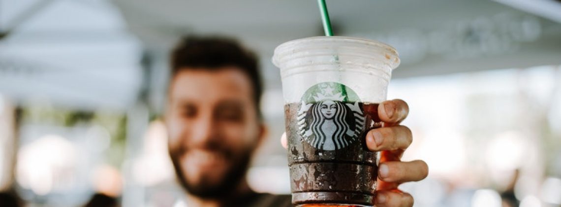 Powstał eco-friendly Starbucks zbudowany z… kontenerów!