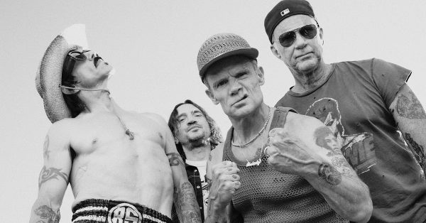 Red Hot Chili Peppers składają hołd Eddiemu Van Halenowi