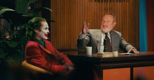 Tadeusz Drozda jako Joker. Przeczyta na żywo dialogi z filmu